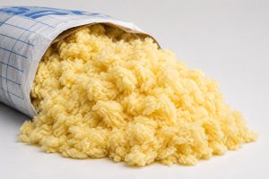 پشم شیشه فله‌ای مناسب برای پر کردن فضاهای غیرقابل دسترس و عایق‌کاری